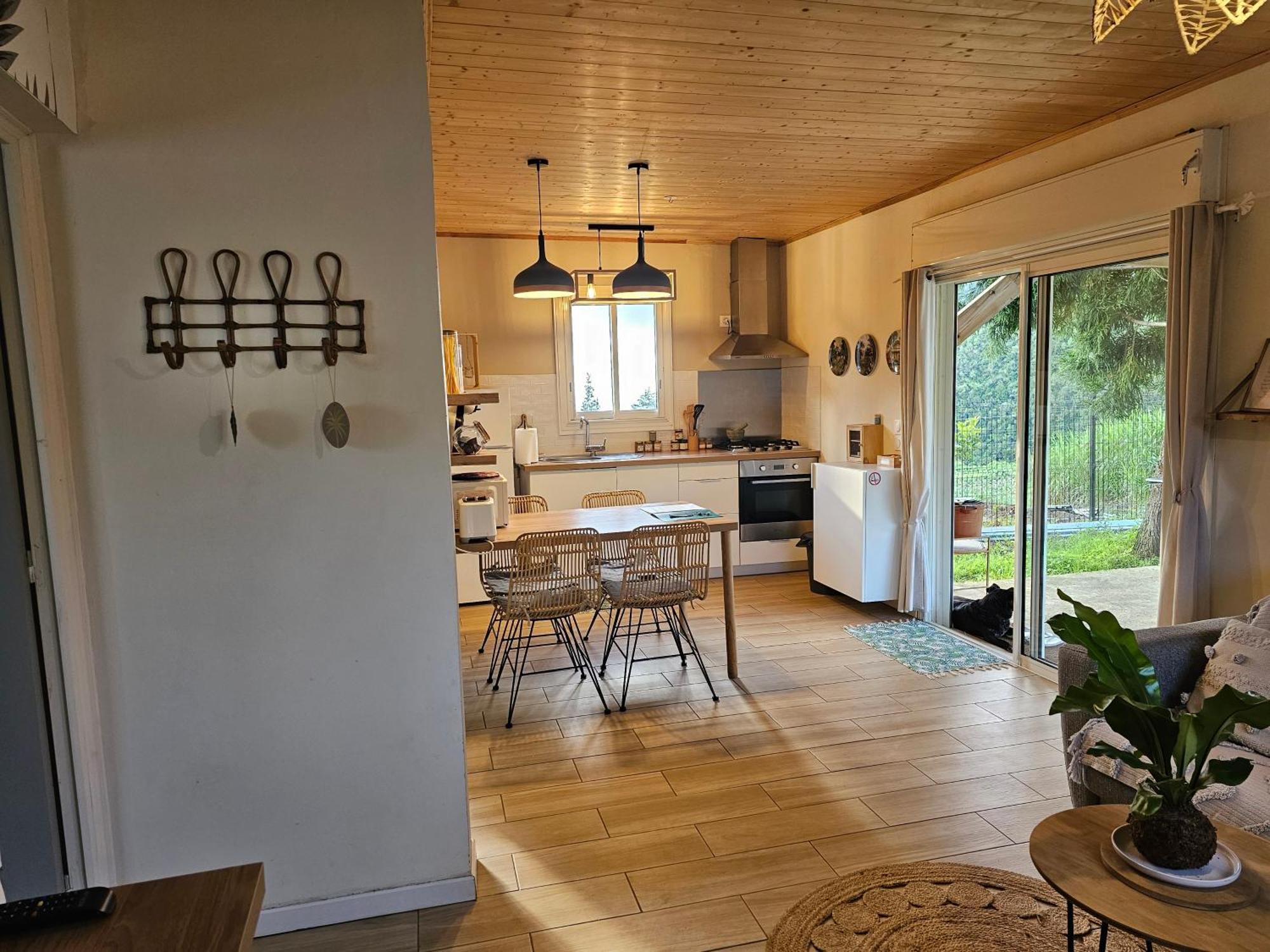 Au Coeur Des Plantations Guest House La Possession Luaran gambar